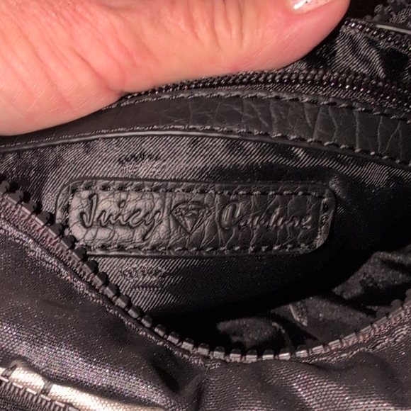 Juicy Couture Black and White Crossbody Bag with Pink Hearts - Picture 8 of 10